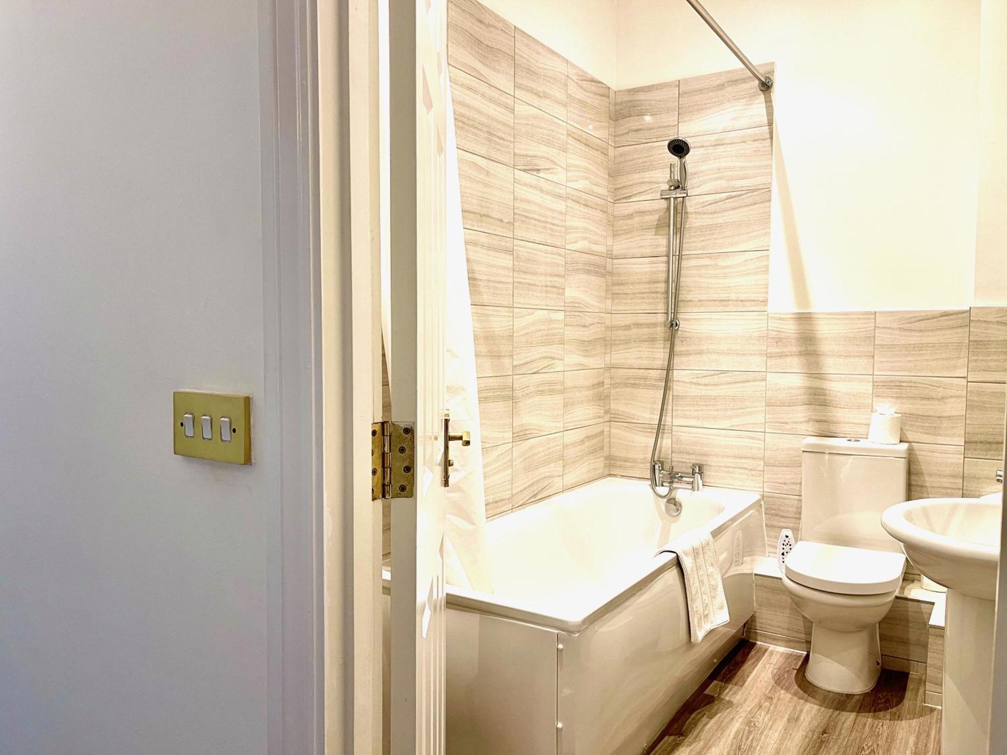 St Andrews Apartments Мейдстон Экстерьер фото